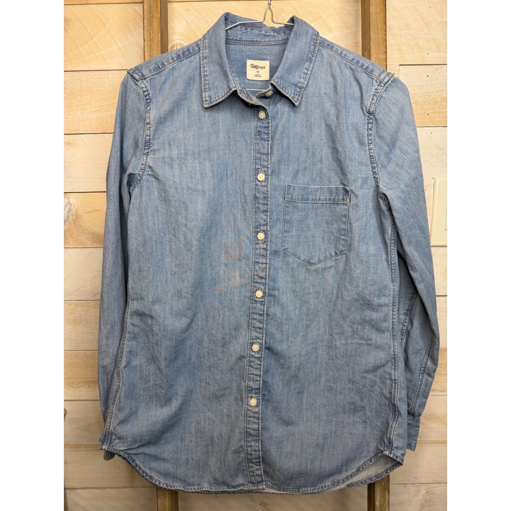Gap 1969 Womens XS Light Wash Denim Button Down Chambray Shirt Long Sleeve